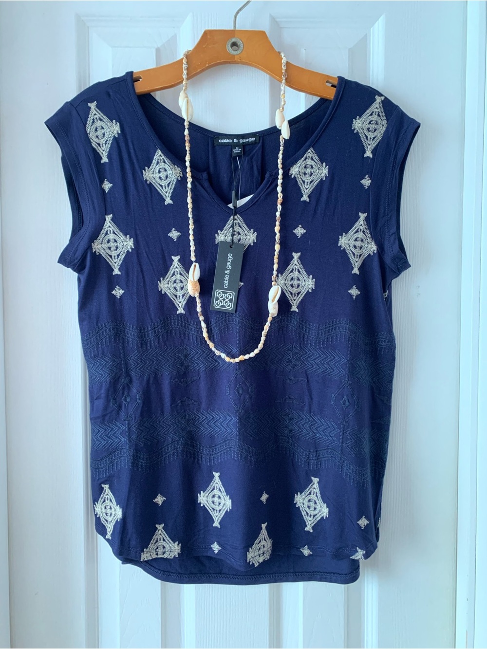 Cable & Gauge Royal Diamond Embroidered Tunic